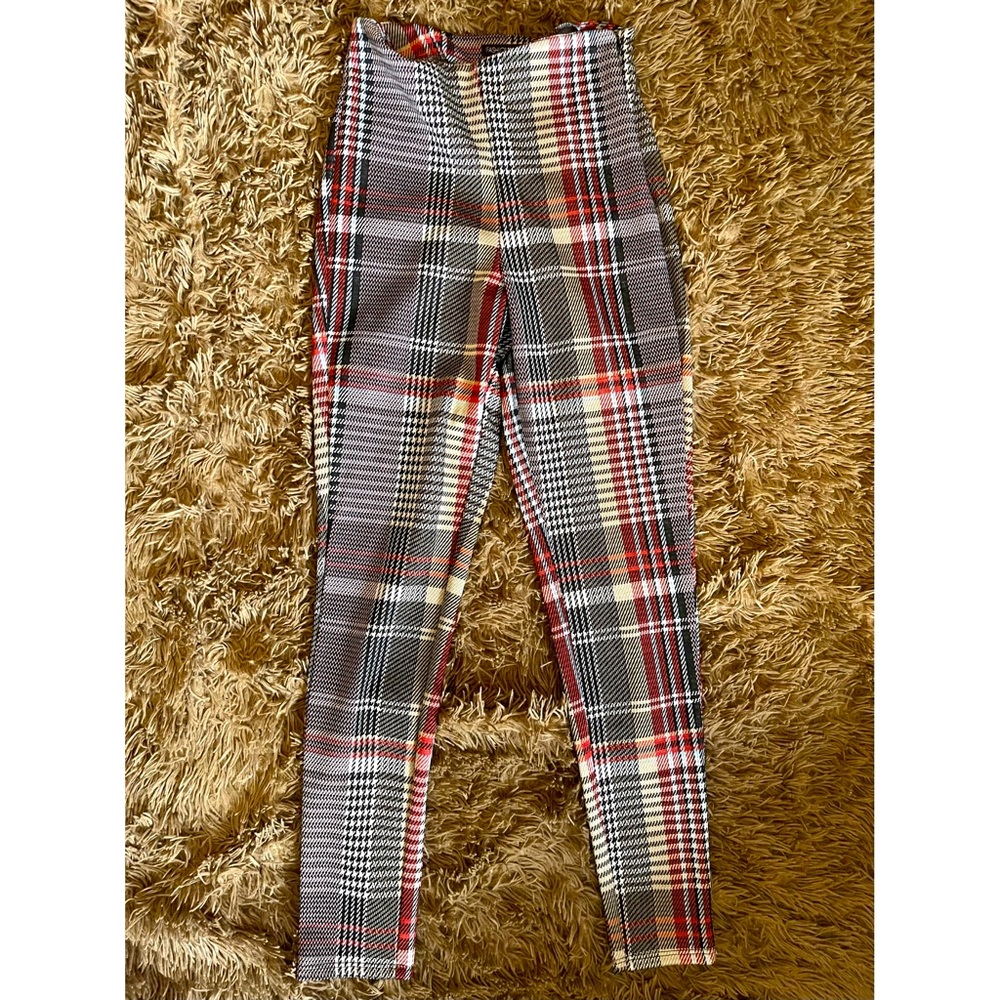 High Waisted Plaid Pants. Size S